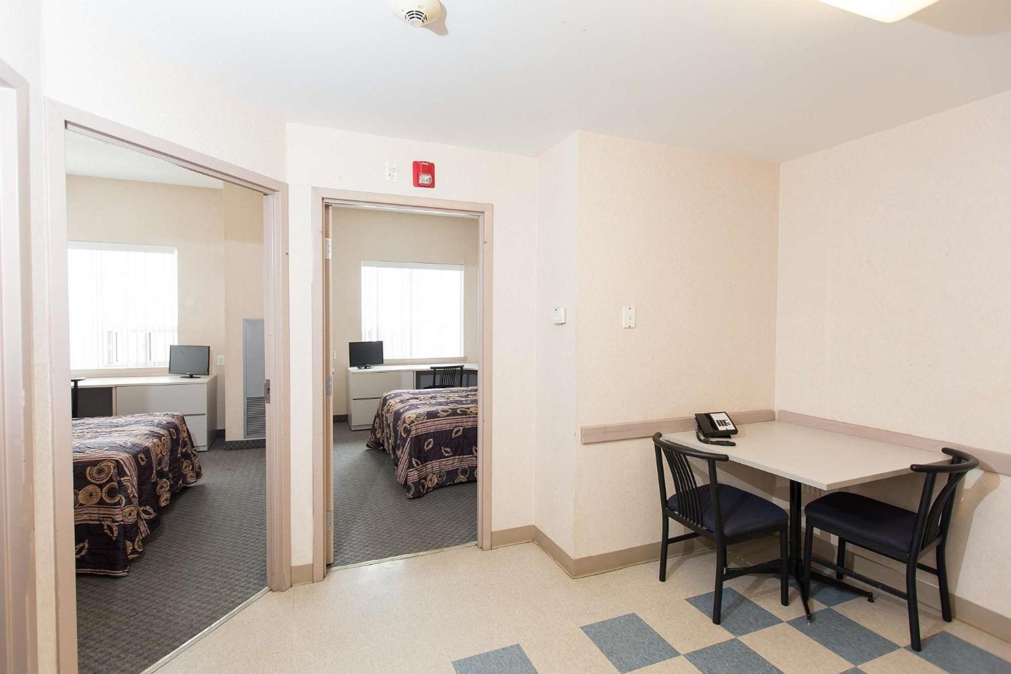 Residence & Conference Centre - Kitchener-Waterloo المظهر الخارجي الصورة