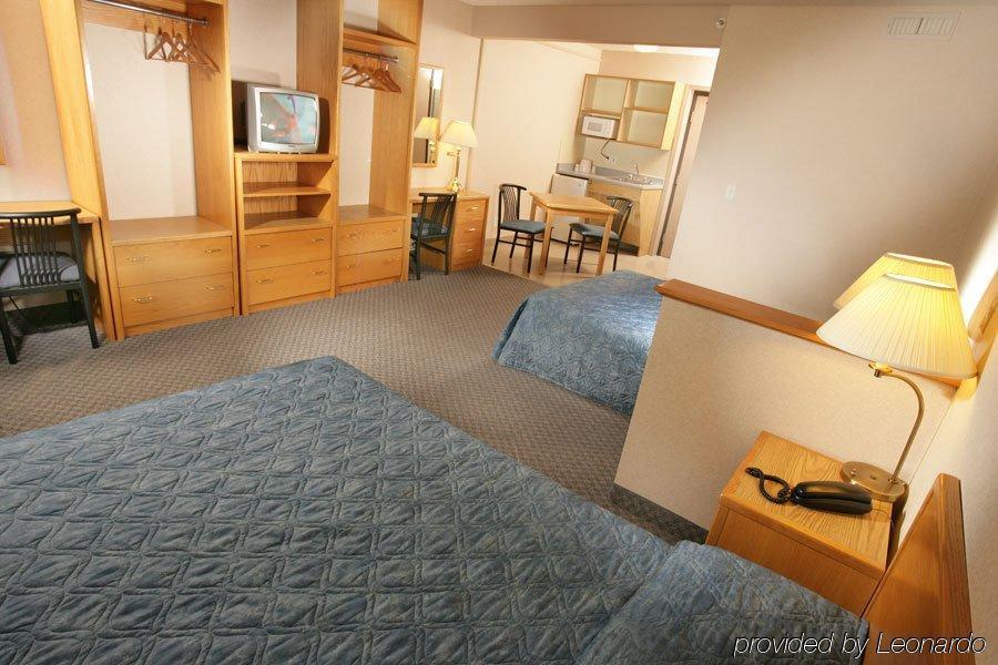 Residence & Conference Centre - Kitchener-Waterloo المظهر الخارجي الصورة