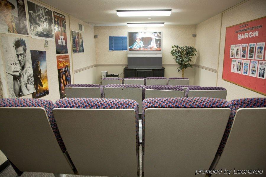 Residence & Conference Centre - Kitchener-Waterloo المظهر الخارجي الصورة