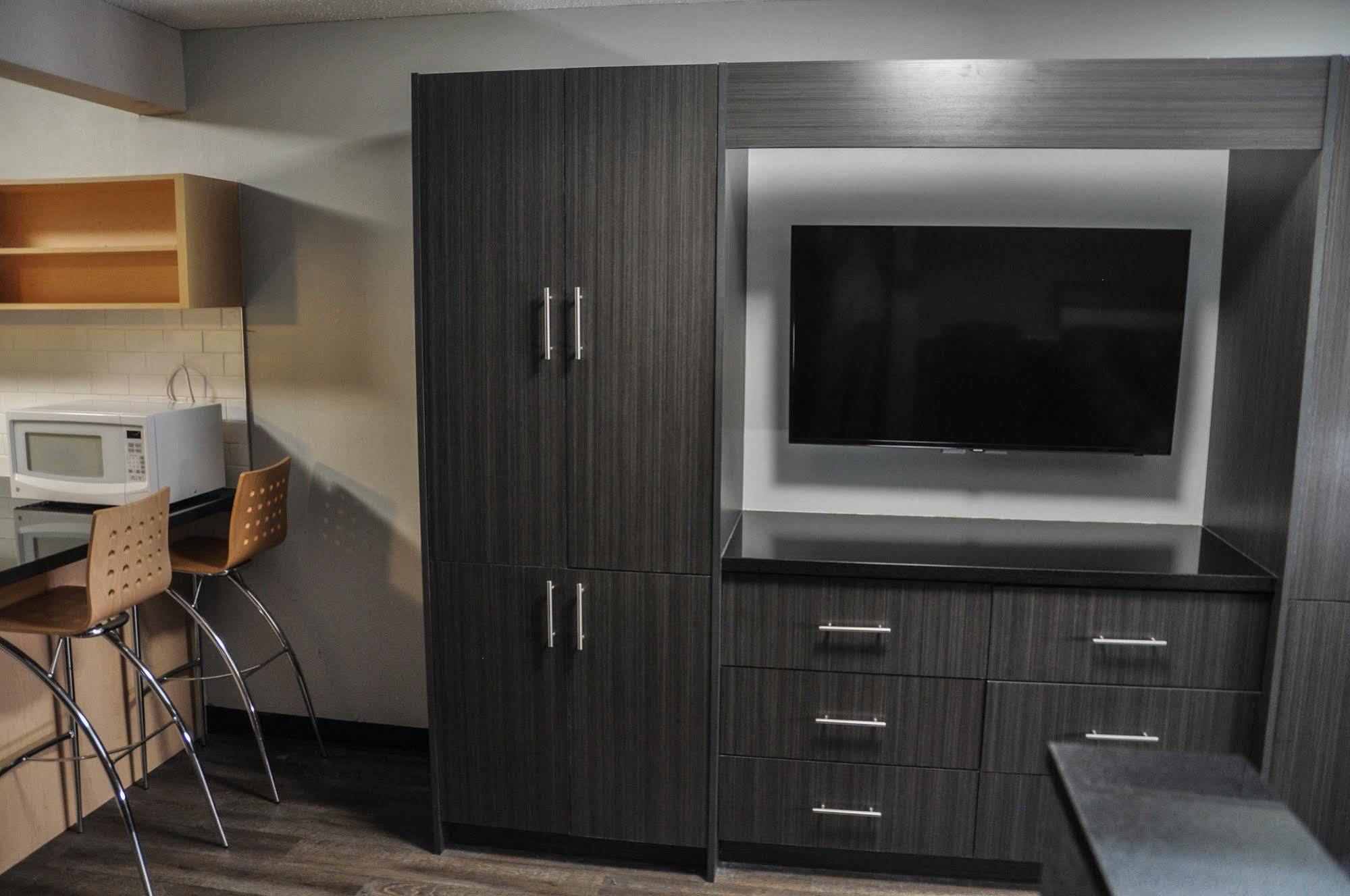 Residence & Conference Centre - Kitchener-Waterloo المظهر الخارجي الصورة